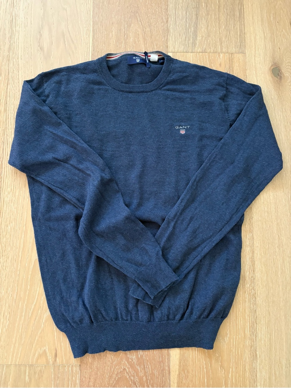 Gant Men's Dark Navy Crewneck Sweater